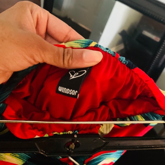 Red summer jumpsuit - Picture 4 of 6